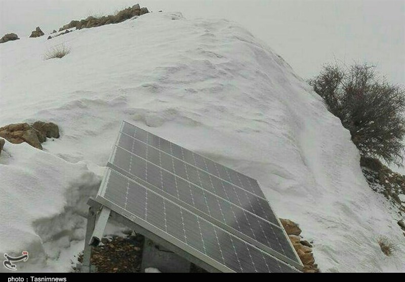 محاصره یک ماهه روستائیان الیگودرز در برف (+عکس)