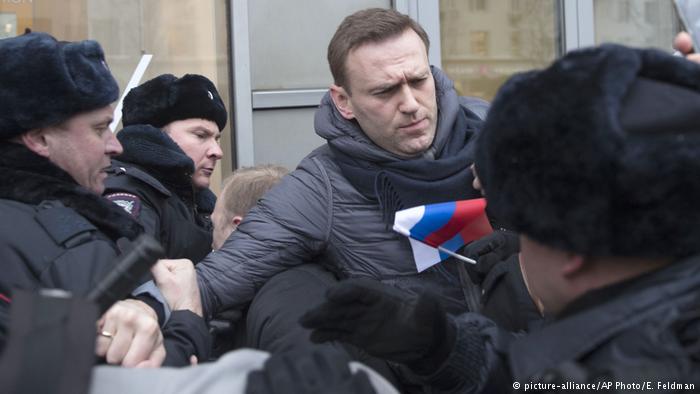 روسیه؛ تظاهرات هزاران حامی تحریم انتخابات و مخالفان پوتین (+عکس) / بازداشت 180 نفر