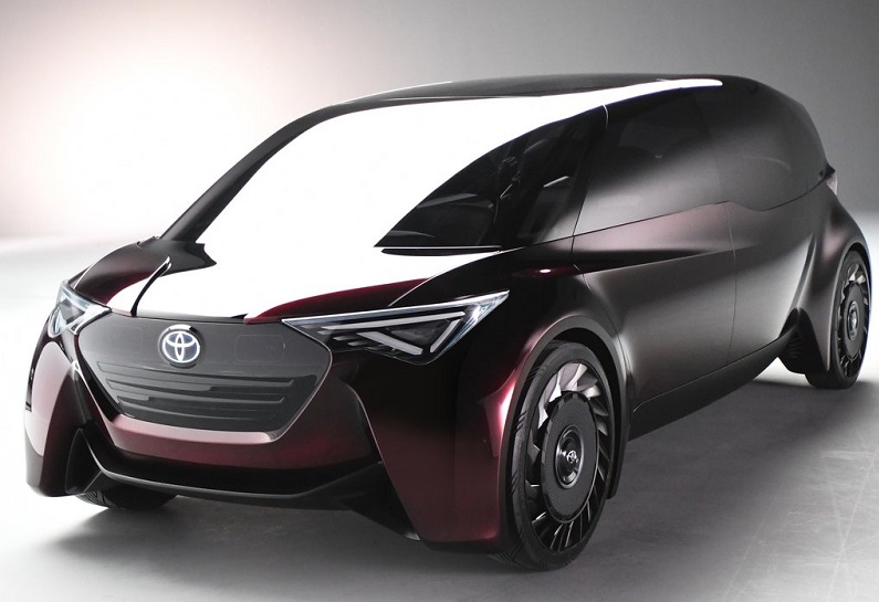 فاین&zwnj;کامفورت تویوتا مدلی برای نمایش اطلاعات روی شیشه&zwnj;های جانبی