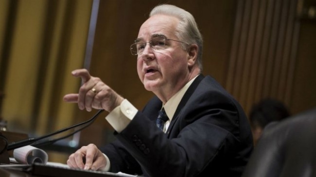 استعفایی وزیر بهداشت آمریکا به دلیل ولخرجی / 26 پرواز با هواپیمای