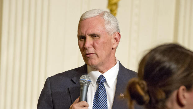 معاون ترامپ: ترامپ در برابر آیت الله ها در ایران بیکار نخواهد نشست