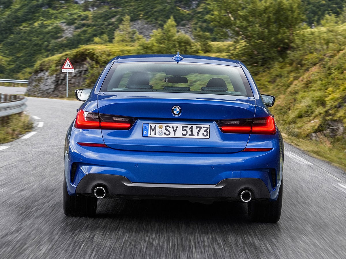 فیس&zwnj;لیفتی جدید سری 3 ب&zwnj;ام&zwnj;و/ خودرویی از آینده نزدیک