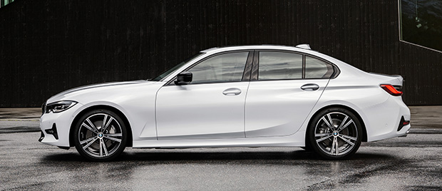 فیس&zwnj;لیفتی جدید سری 3 ب&zwnj;ام&zwnj;و/ خودرویی از آینده نزدیک