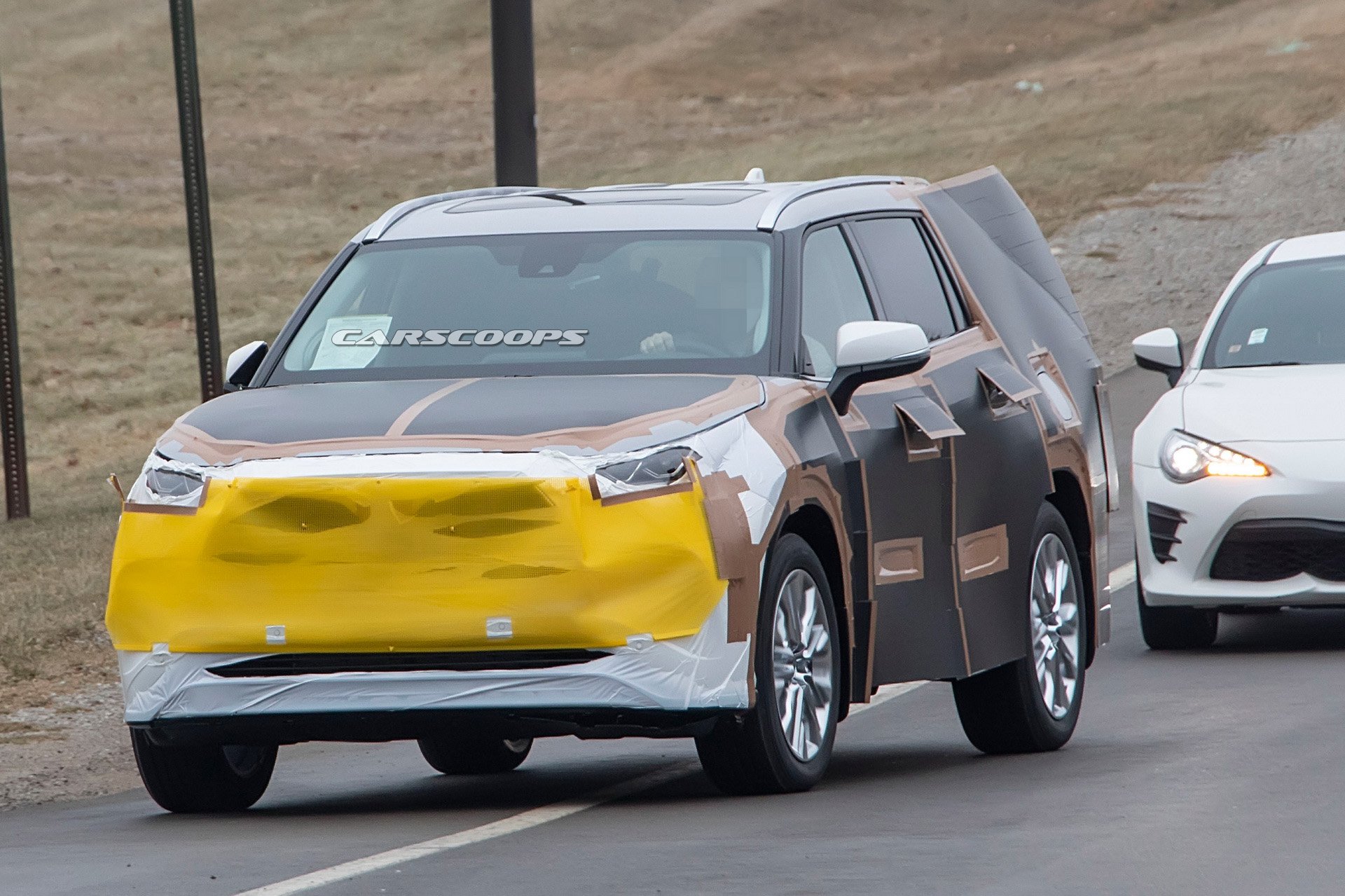 هایلندرهای 2020 تویوتا به رقابت با  فوردهای اکسپلورر می&zwnj;روند