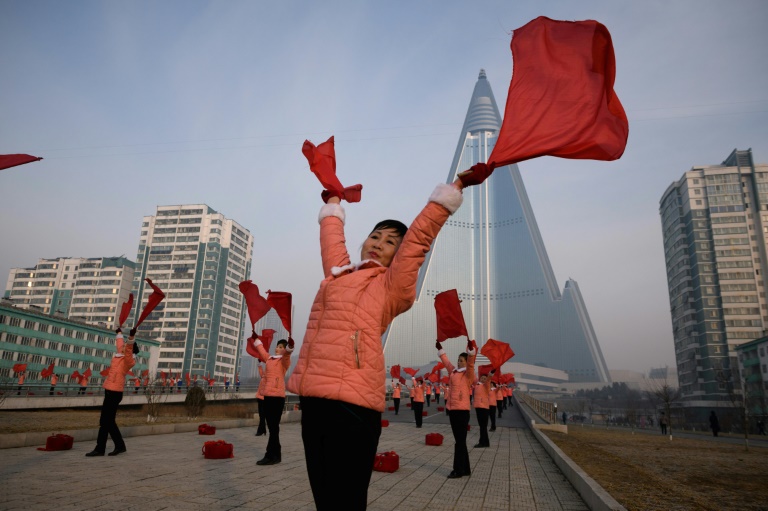 انتخابات به سبک کره شمالی / بدون رقابت و با مشارکت 99.97 درصدی