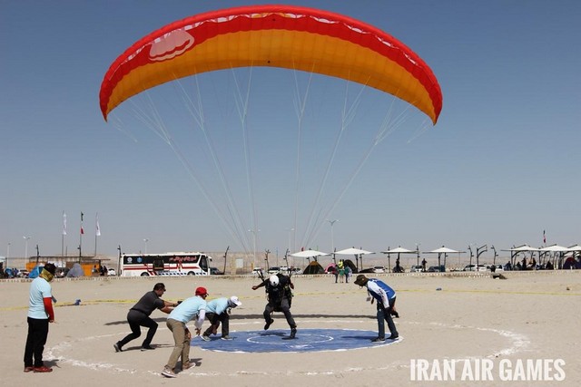 شروع دومین جشنواره بین&zwnj;المللی ورزش&zwnj;های هوایی ایران