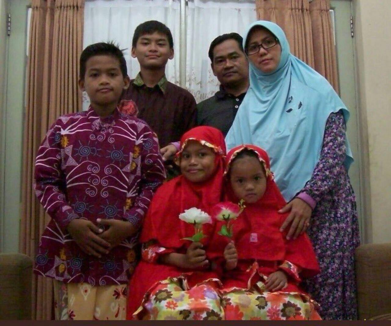 اعضای یک خانواده مسئول حمله به 3 کلیسا در اندونزی (عکس)