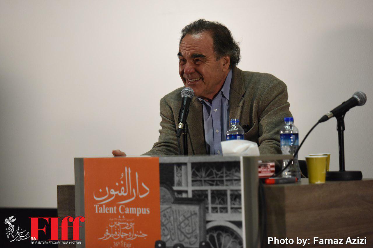 الیور استون 