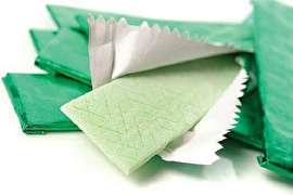 ایران 3.5 میلیارد تومان آدامس وارد کرد