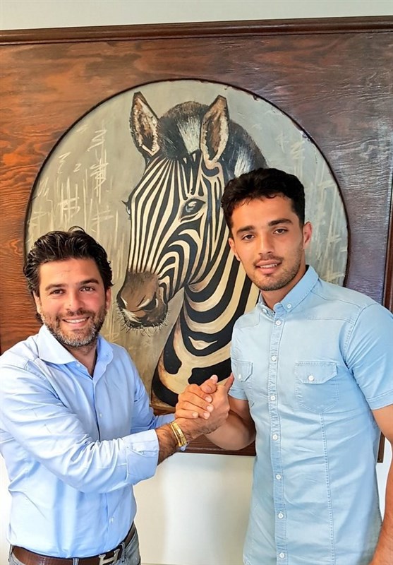 نورافکن رسما به شارلوای بلژیک پیوست (+عکس) نورافکن رسما به شارلوای بلژیک پیوست (+عکس)