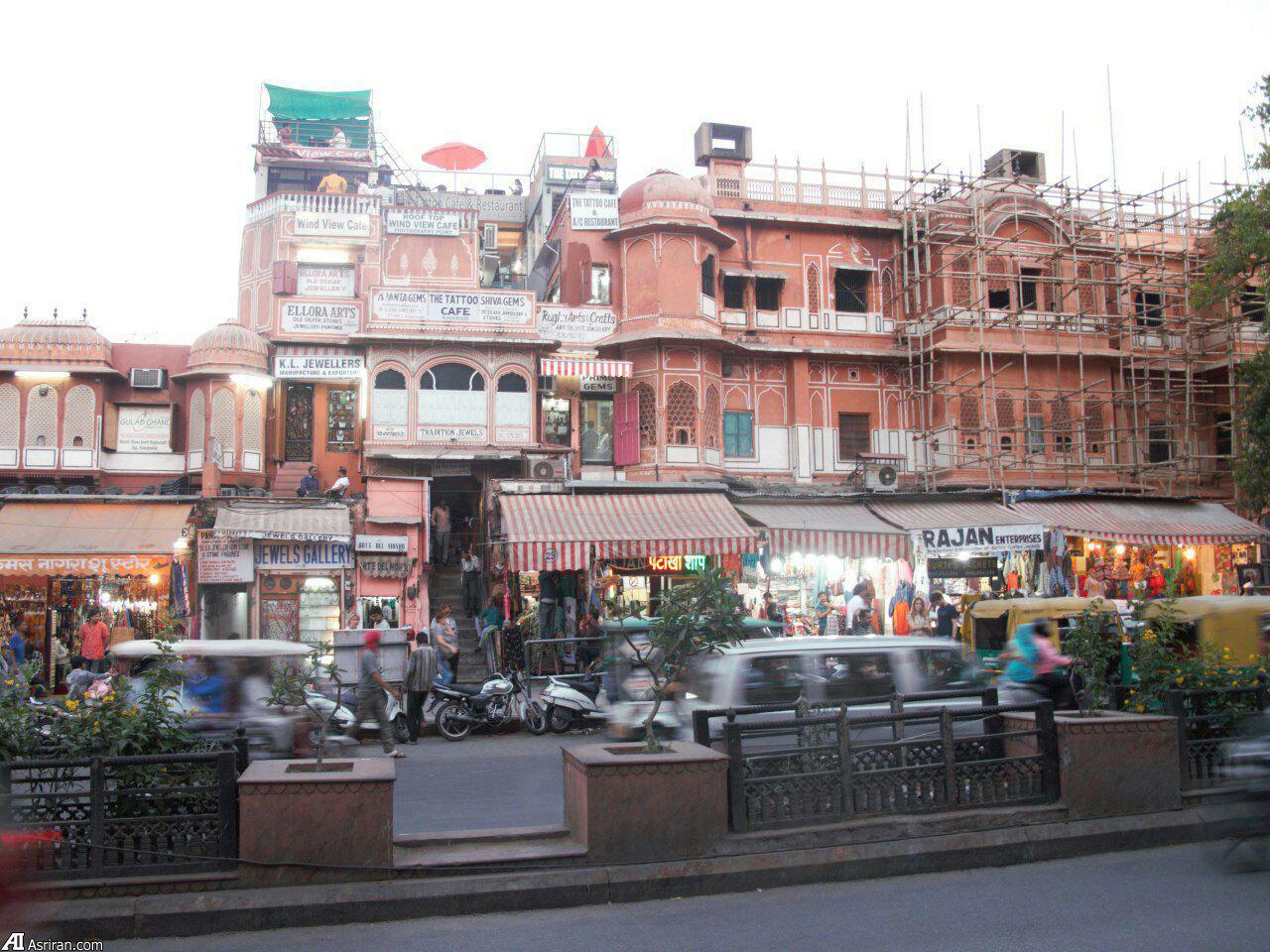 سفر به کشور 72 ملت -شهر صورتی (+عکس) سفر به کشور 72 ملت -شهر صورتی (+عکس)