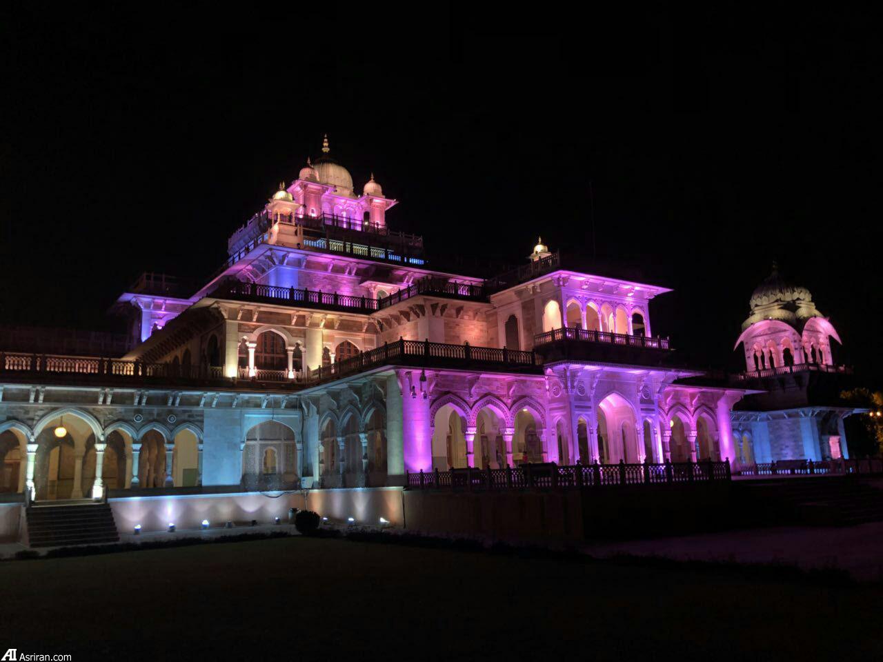 سفر به کشور 72 ملت -شهر صورتی (+عکس) سفر به کشور 72 ملت -شهر صورتی (+عکس)