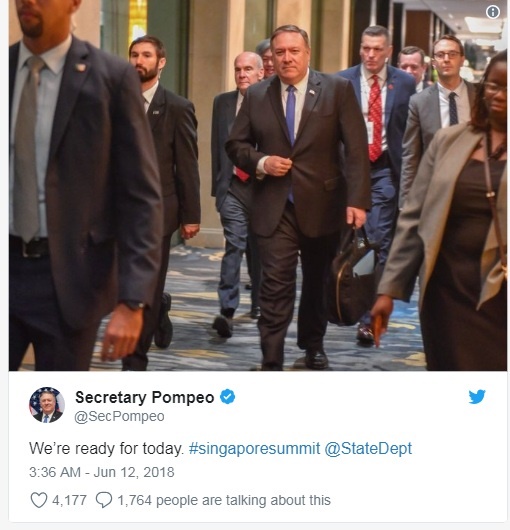 توئیت پمپئو دقایقی قبل از دیدار تاریخی (عکس)