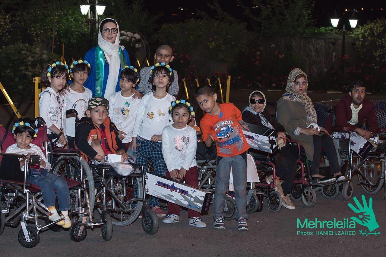 استقبال هنرمندان و ورزشكاران از ضيافت خيريه مهر لیلا استقبال هنرمندان و ورزشكاران از ضيافت خيريه مهر لیلا