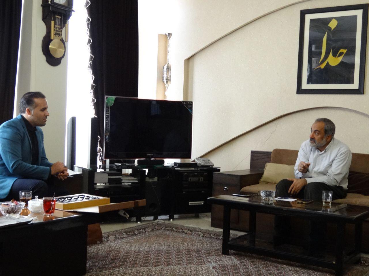 عماد افروغ: مردم به آگاهی رسیده اند و دیگر نمی توان آنها را فریب داد/ تناقض در شعارها و عملکردها، آنارشیسم یا انقلابی دیگر را رقم می زند که مشخص نیست اسلامی باشد/ مصلحت اندیشی و تظاهر موجب یأس و بروز جنبش های مردمی خواهد شد