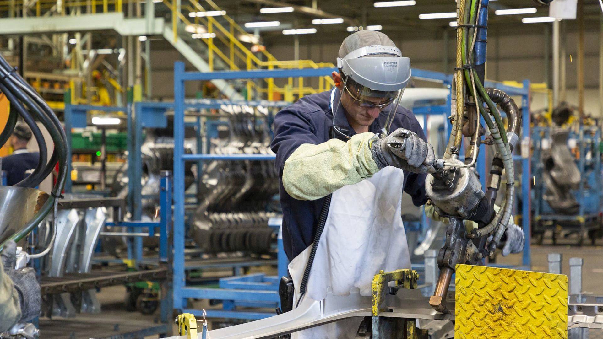 ورود نیسان جوک به باشگاه میلیونیها (گزارش تصویری) ورود نیسان جوک به باشگاه میلیونیها (گزارش تصویری)