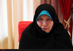 نماینده زن تهران: از اعتراض‌های امروز بازار تهران اطلاعی ندارم/ سیف روز پنج شنبه لیست افرادی را که دلار دولتی تومانی گرفتند منتشر می‌کند