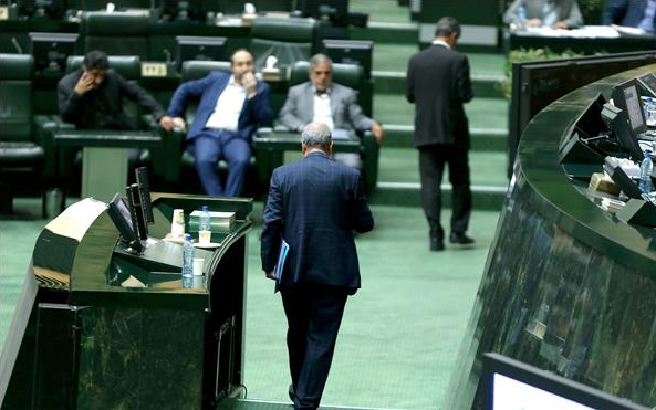 وای بر ما اگر حرفهای جلسه استیضاح راست باشد و وای بر ما اگر راست نباشد وای بر ما اگر حرفهای جلسه استیضاح راست باشد و وای بر ما اگر راست نباشد