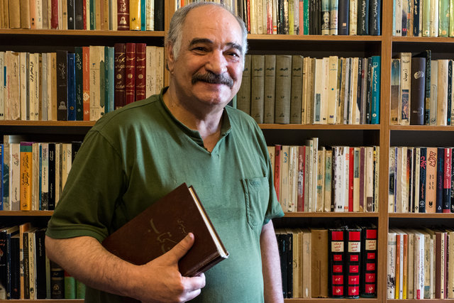 توقف کار کنگره شعر نو