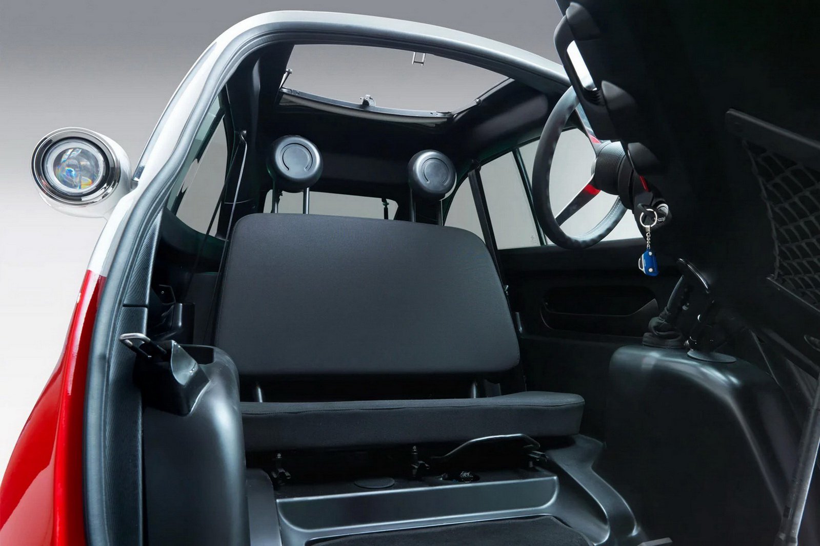 خودرویی حبابی با الهام از ایستای بامو خودرویی حبابی با الهام از ایستای بامو