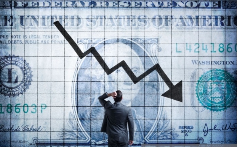 آخرین وضعیت بازار ارز: از کابوس شبانه دلالان تا ادامه سقوط دلار در صبح امروز آخرین وضعیت بازار ارز: از کابوس شبانه دلالان تا ادامه سقوط دلار در صبح امروز