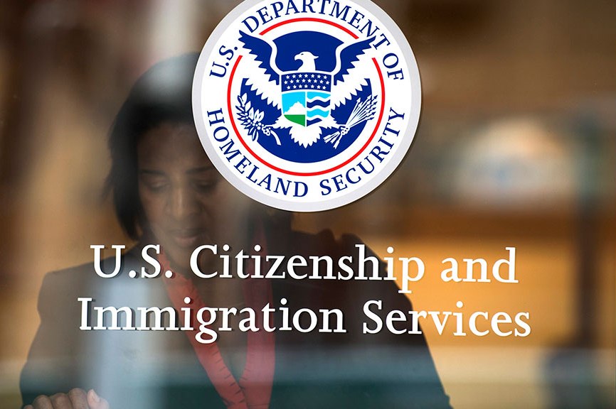 آمریکا صدور گرین کارت را محدود می کند