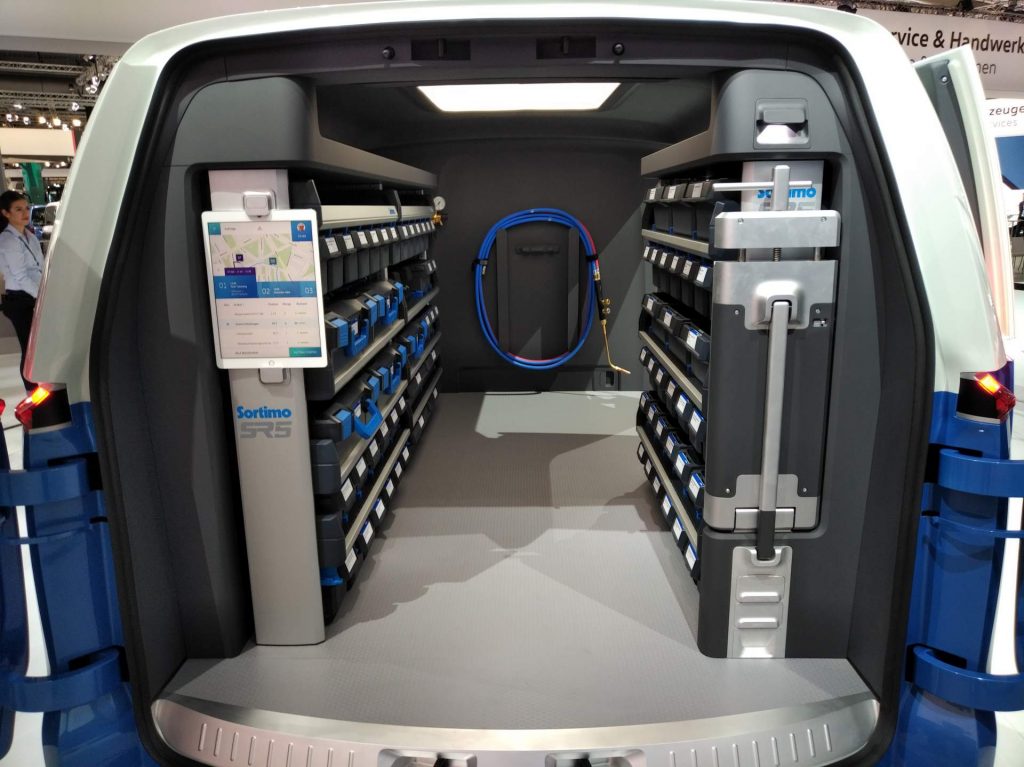 پیش نمایش ون تمام الکتریکی باری فولکسواگن پیش نمایش ون تمام الکتریکی باری فولکسواگن