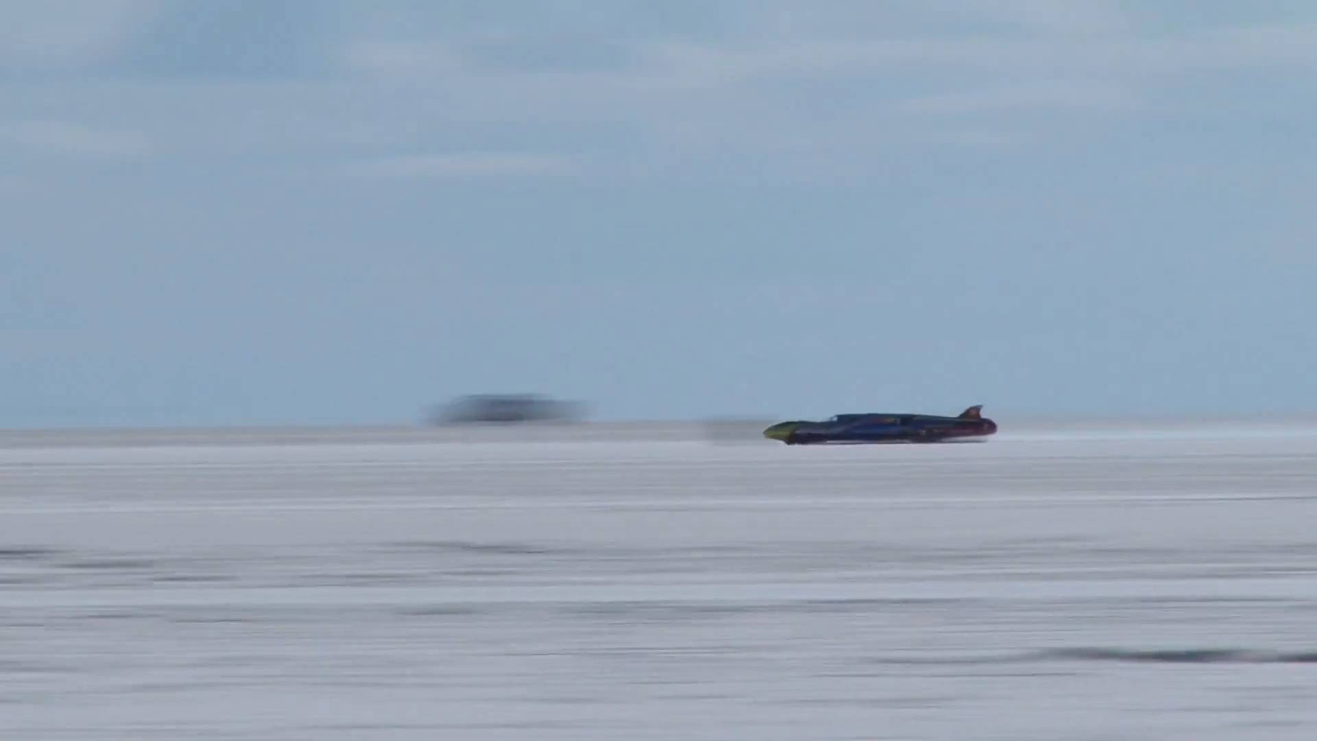 سریع&zwnj;ترین خودروی چرخ&zwnj;دار زمین/  سرعت 804 کیلومتر بر ساعت