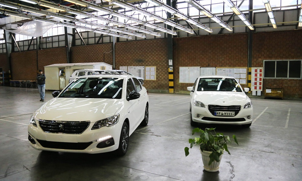 نخستین پژو 301 با داخلی سازی 60 درصدی از خط تولید شد