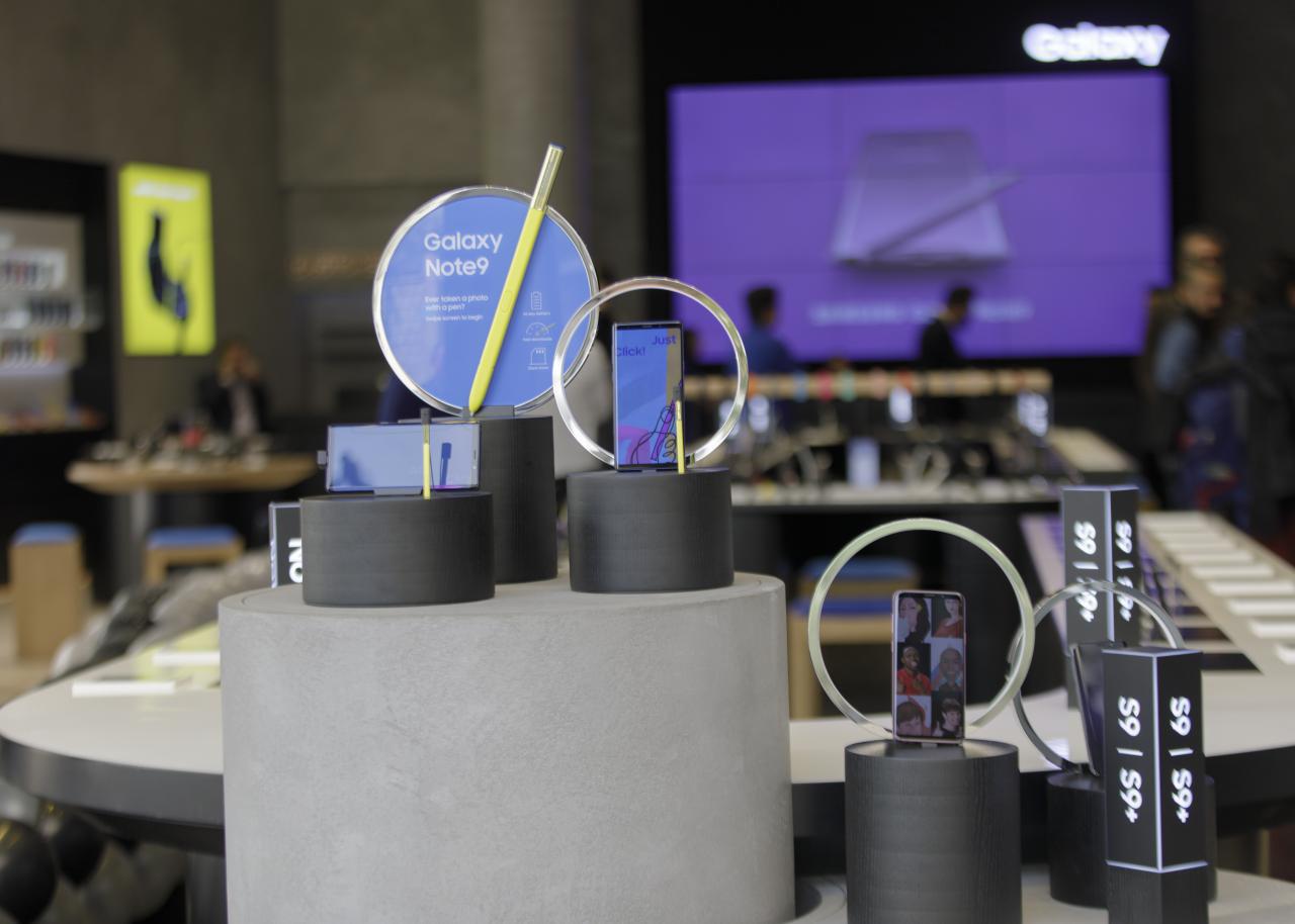 رونمایی از گوشی&zwnj;های گلکسی Note9 و A9 در ایران (+عکس)