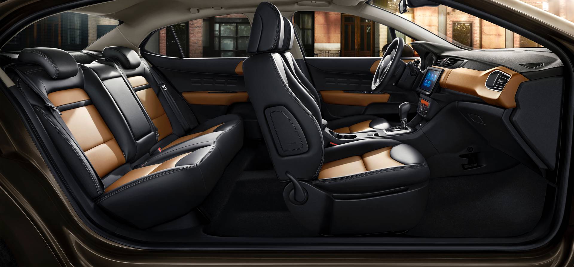 تحول فضای داخلی در سدان C4 سیتروئن