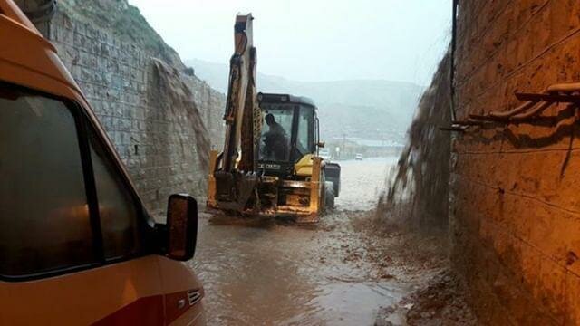 آمادهباش برای تخلیه 150 منزل مسکونی در کلات خراسان آمادهباش برای تخلیه 150 منزل مسکونی در کلات خراسان