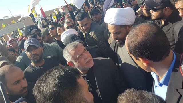 حمله به  سفارت آمریکا در بغداد و آتش&zwnj;سوزی در آن