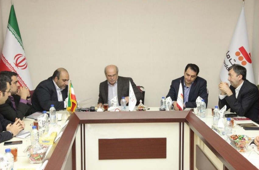 بازدید شهردار مشهد از شرکت به&zwnj;&zwnj;پرداخت ملت