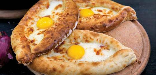 نان خاچاپوری