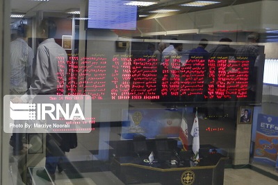 مقاومت ۳۷۰ هزار واحدی شاخص بورس این هفته شکسته می&zwnj;شود؟