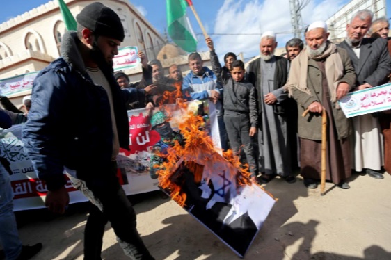 اعتراض فلسطینی&zwnj; به توافق صلح ترامپ