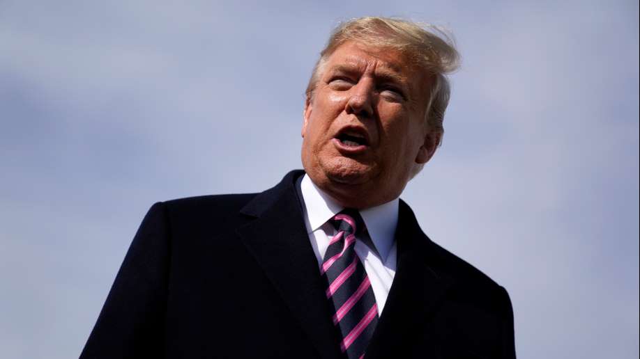 انتقاد ترامپ و پمپئو از دیدار سناتور آمریکایی با ظریف انتقاد ترامپ و پمپئو از دیدار سناتور آمریکایی با ظریف