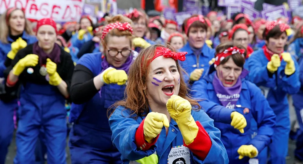 تطاهرات روز جهانی زن؛ در میانه اپیدمی ویروسی و خشونتهای بینالمللی روز جهانی زن پاریس