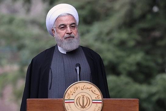 روحانی: در لندن و پاریس، قفسۀ فروشگاه ها خالی شد ولی در تهران، نه / سلامت مردم ، واجب است و زیارت، مستحب