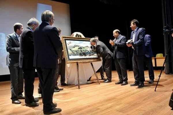 وزیر کشور: بودجه دولتی برای دستیابی به توسعه نقشی ندارد وزیر کشور: بودجه دولتی برای دستیابی به توسعه نقشی ندارد