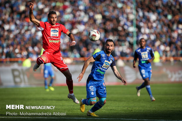 دستور وزیر ارتباطات برای پرداخت مطالبات استقلال و پرسپولیس