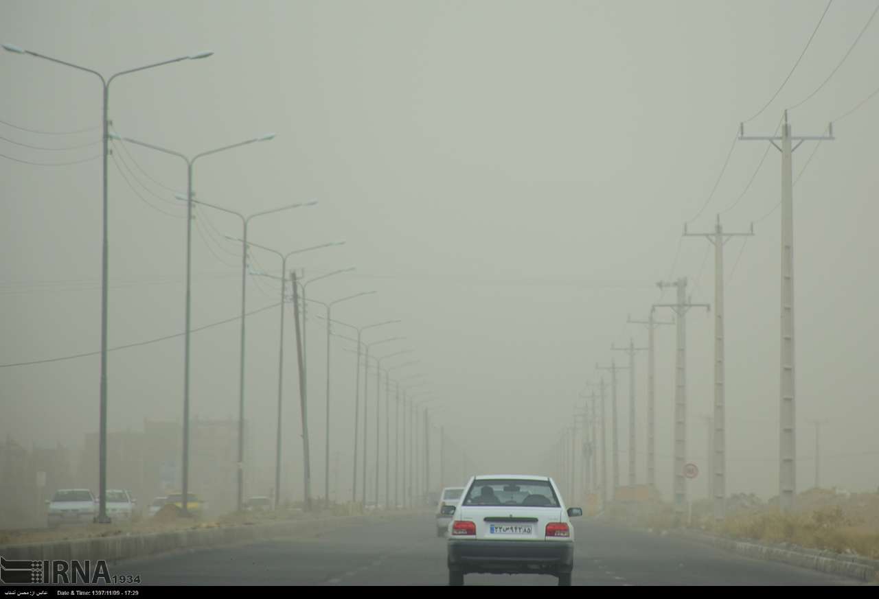 توفان ۱۰۵ سیستانی را راهی بیمارستان کرد توفان ۱۰۵ سیستانی را راهی بیمارستان کرد