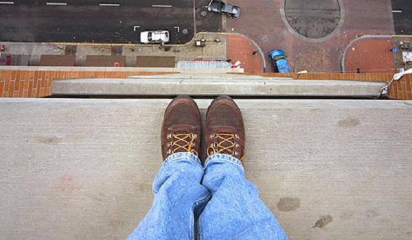 دلایل خودکشی در یکی از مرفه&zwnj;ترین کشورهای جهان