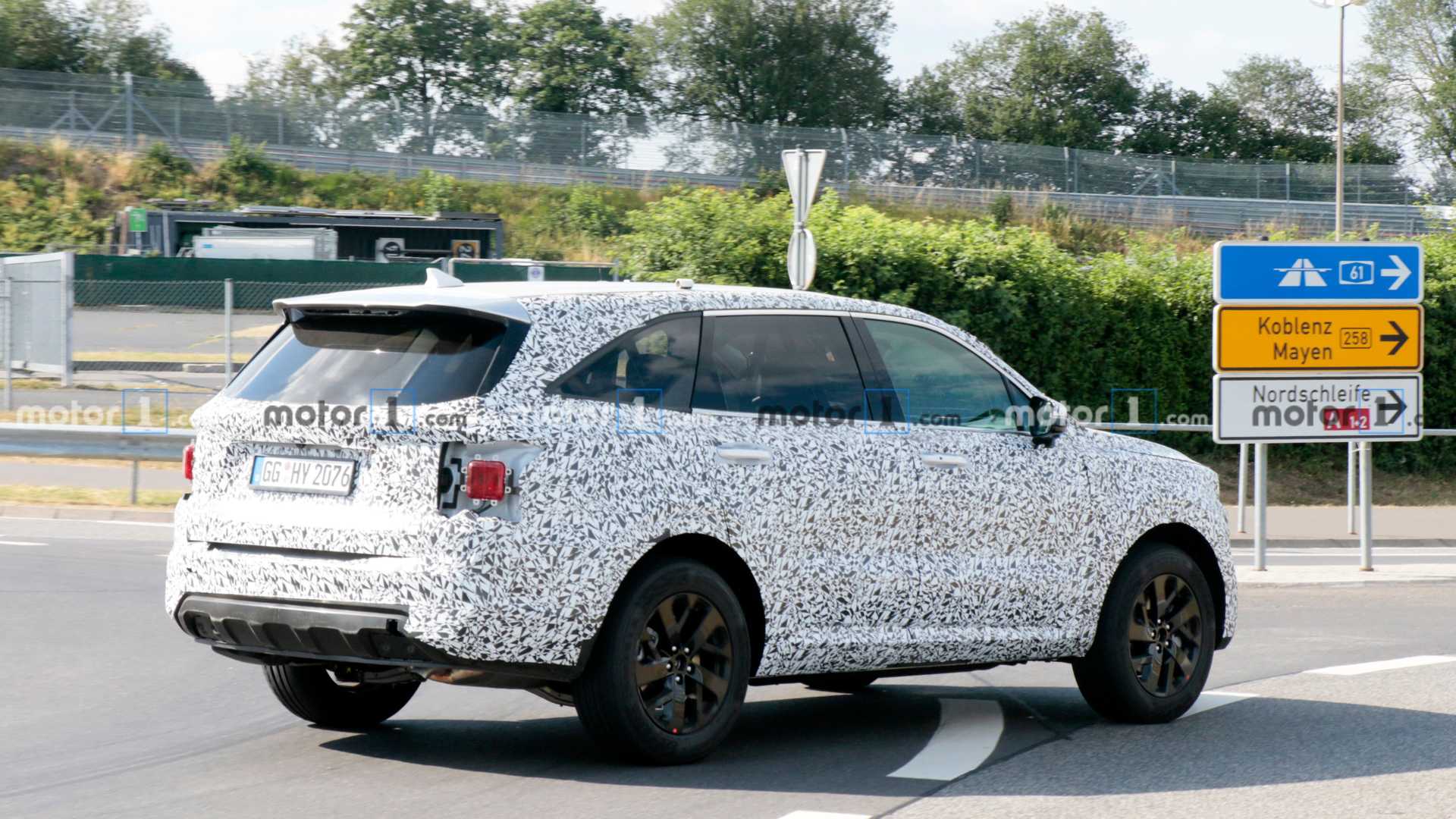 نسل چهارم سورنتوی 2021 در جهنم سبز آلمان&zwnj;ها