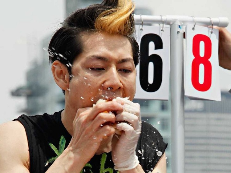 دیوانه وارترین رکوردهای غذایی ثبت شده در گینس (+عکس) دیوانه وارترین رکوردهای غذایی ثبت شده در گینس (+عکس)