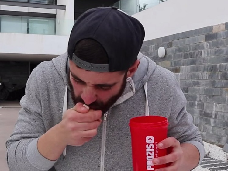 دیوانه وارترین رکوردهای غذایی ثبت شده در گینس (+عکس) دیوانه وارترین رکوردهای غذایی ثبت شده در گینس (+عکس)