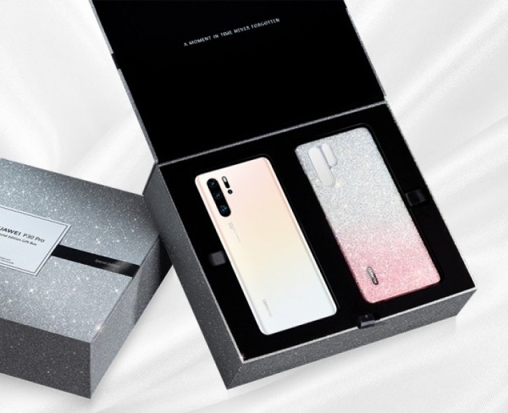 نسخه سفارشی پرچمدار هوآوی با قابی از کریستال&zwnj;هایSwarovski