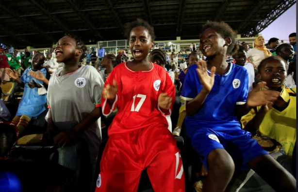 آغاز کار اولین لیگ فوتبال زنان در سودان (+عکس) آغاز کار اولین لیگ فوتبال زنان در سودان (+عکس)