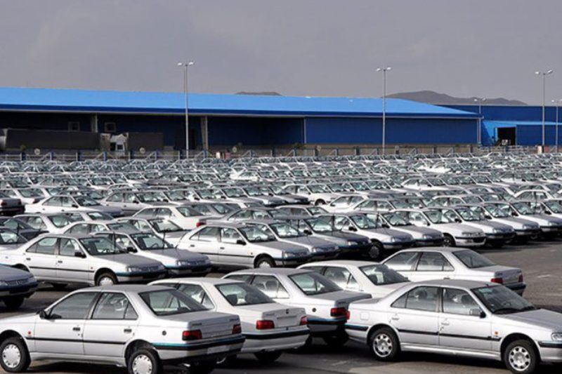 مجوز پیش فروش خودروسازان در گرو انجام تعهدات معوق/ مانع پرداخت تسهیلات ارزی به خودروسازان